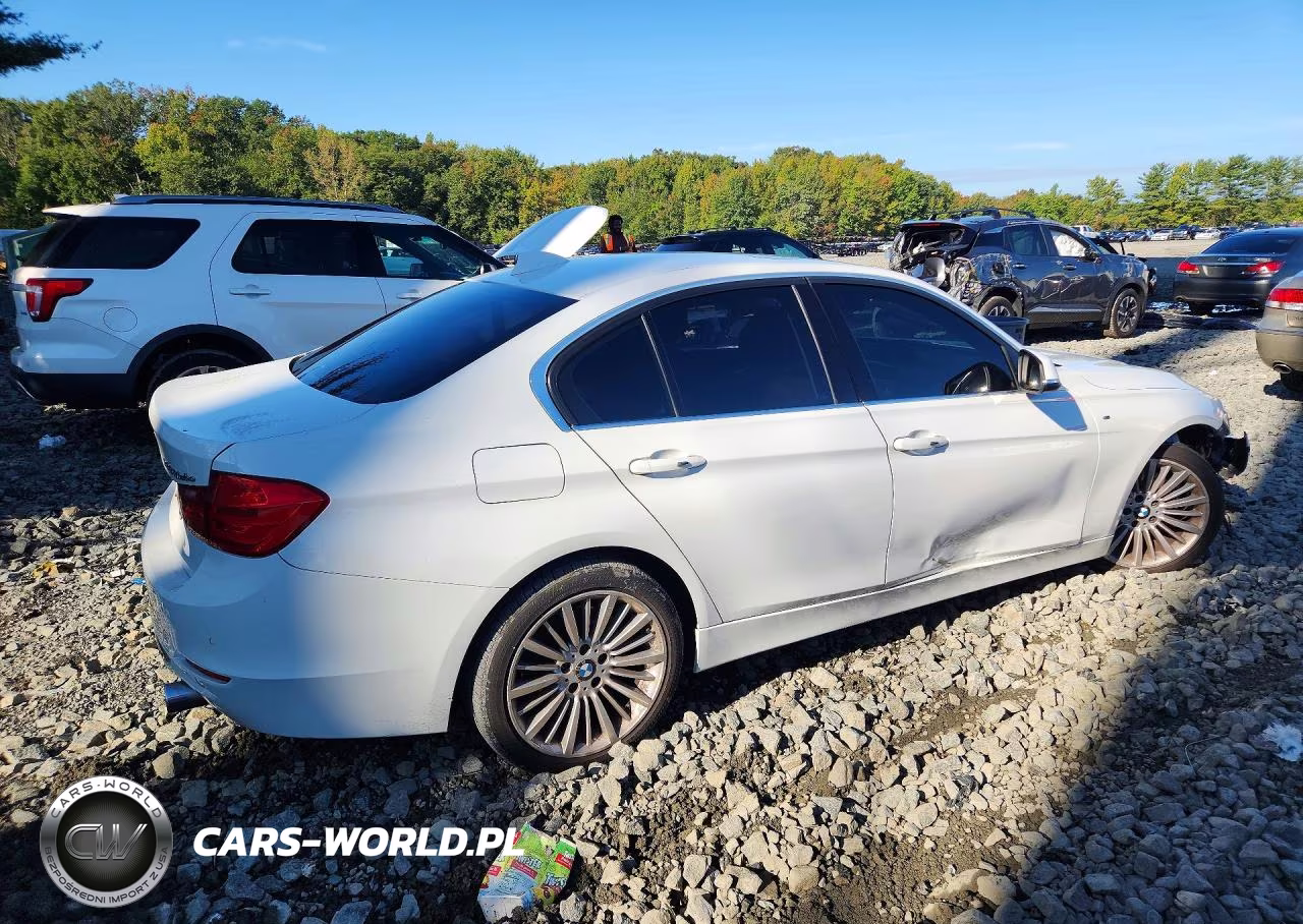 2014 BMW 335 Xi VIN:WBA3B9G52ENR91643 - 3