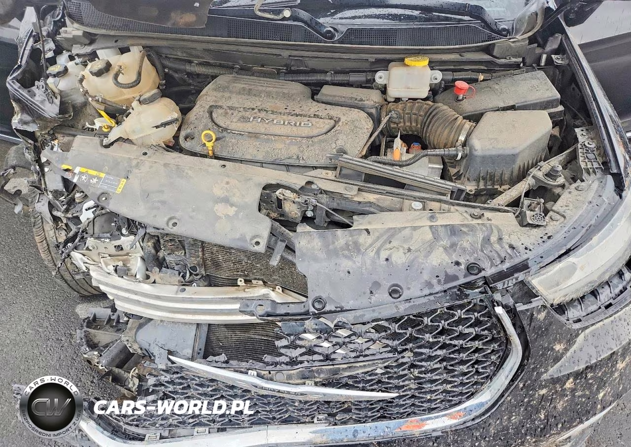 2023 Chrysler Pacifica Hybrid Limited VIN:2C4RC1S7XPR542110 - 12