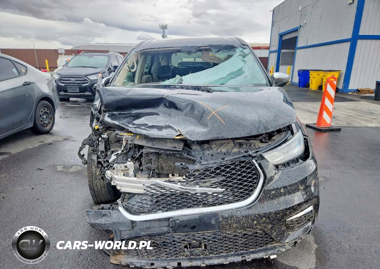 2023 Chrysler Pacifica Hybrid Limited VIN:2C4RC1S7XPR542110 - 5