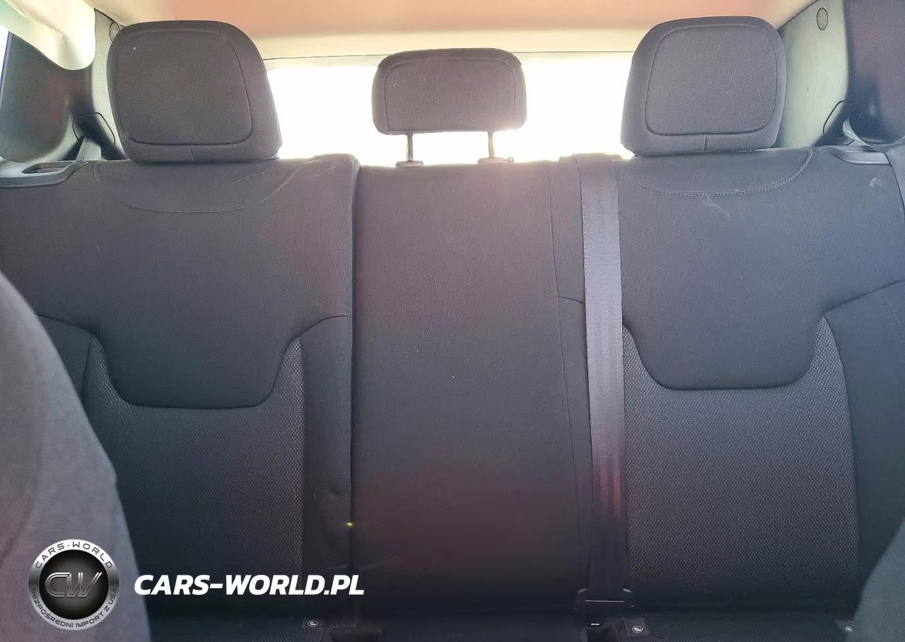 2021 Jeep Renegade Sport VIN:ZACNJDAB7MPM23987 - 10