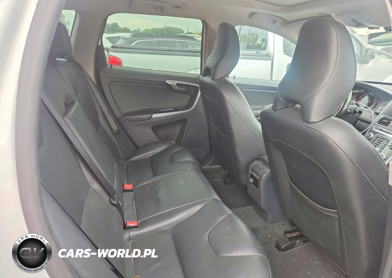 2016 Volvo Xc60 T5 Premier VIN:YV4612RKXG2796274 - 11