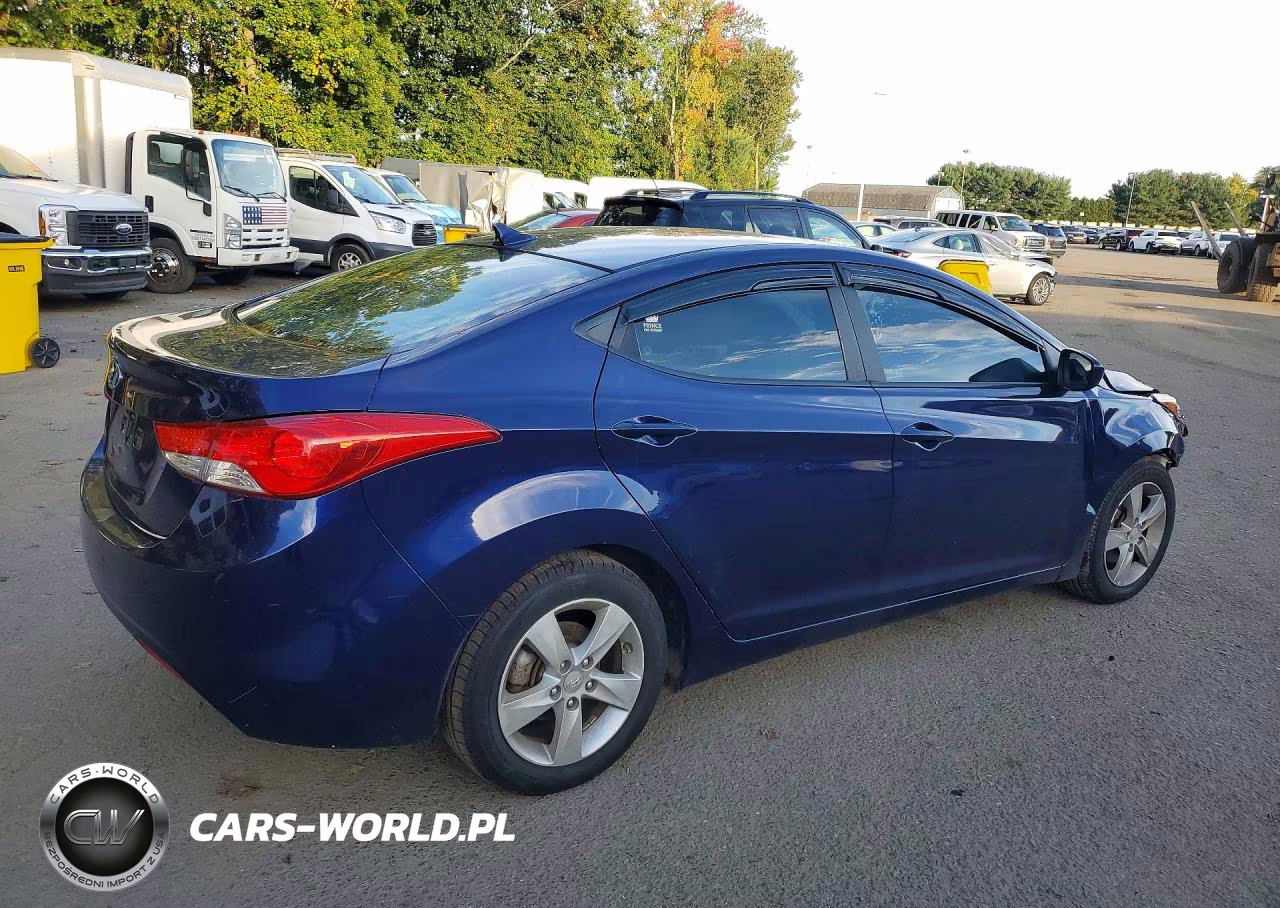 2011 Hyundai Elantra Gls VIN:5NPDH4AE5BH019063 - 3