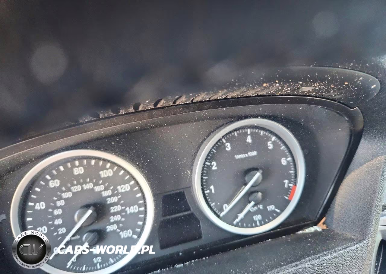 2011 BMW X6 xDrive35I VIN:5UXFG2C56BLX05328 - 9
