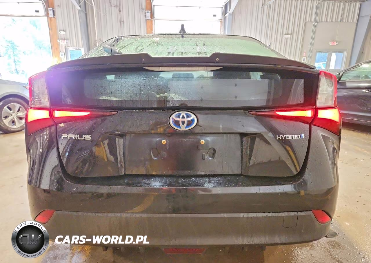 2020 Toyota Prius Le VIN:JTDKARFU5L3117077 - 6