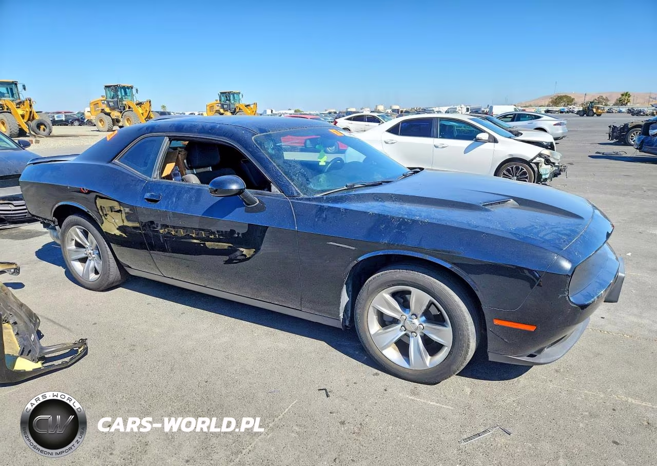 2019 Dodge Challenger Sxt VIN:2C3CDZAG7KH746787 - 4