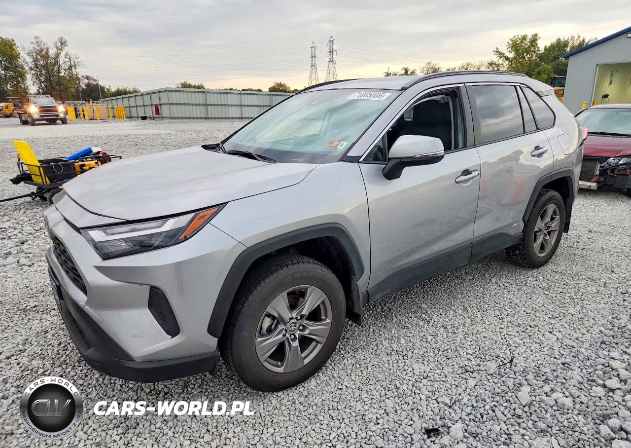 2025 Toyota Rav4 Hybrid Xle – zdjęcie 1 z 14