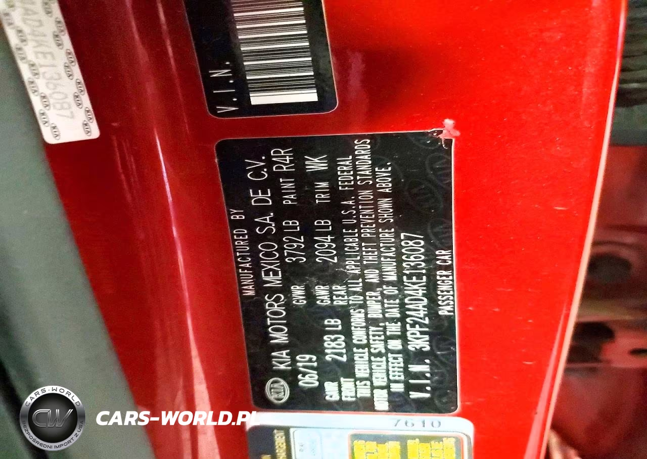 2019 Kia Forte Lxs VIN:3KPF24AD4KE136087 - 12