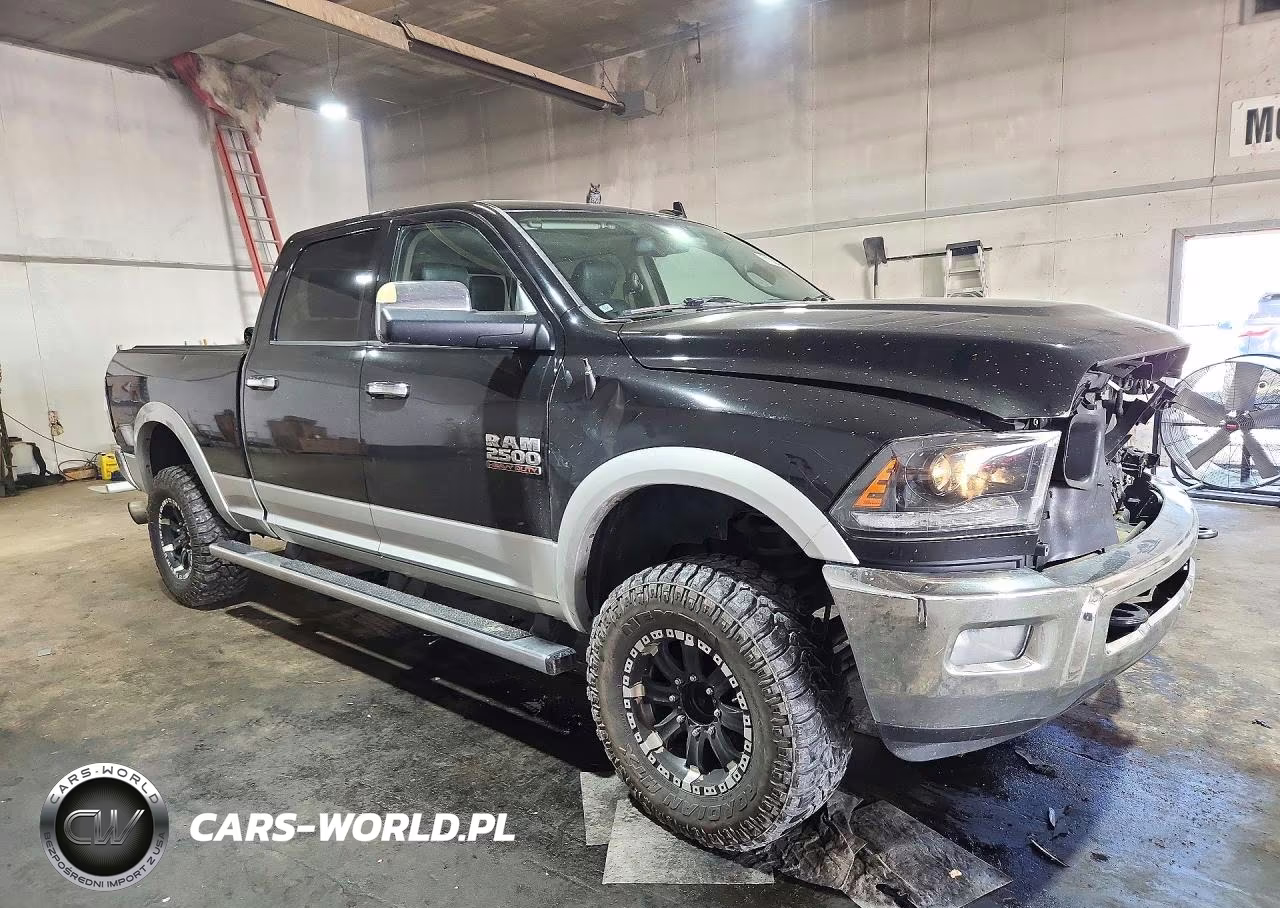 2013 Ram 2500 Laramie VIN:3C6UR5FL9DG522379 - 4