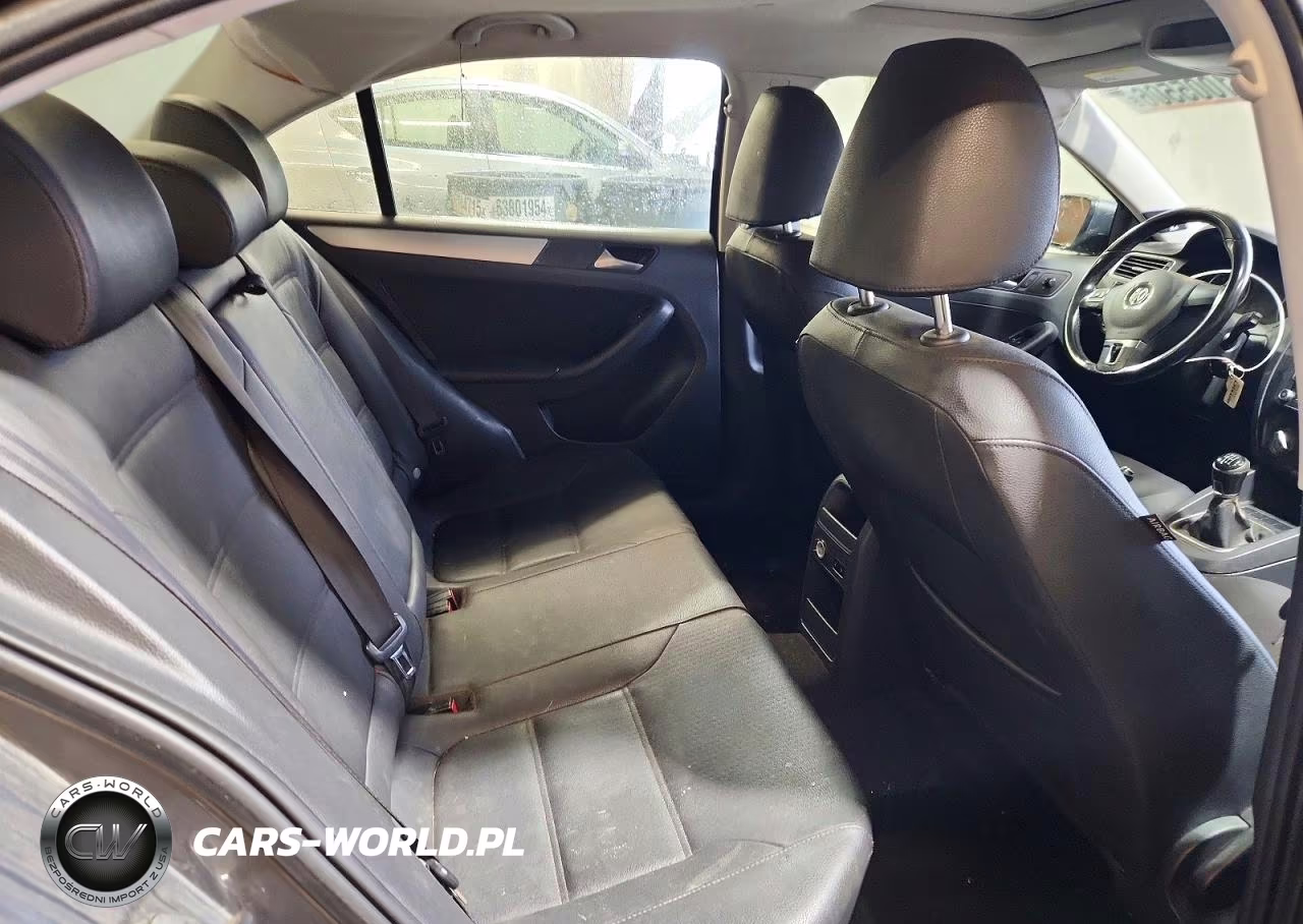 2012 Volkswagen Jetta Tdi VIN:3VW3L7AJ0CM399690 - 10