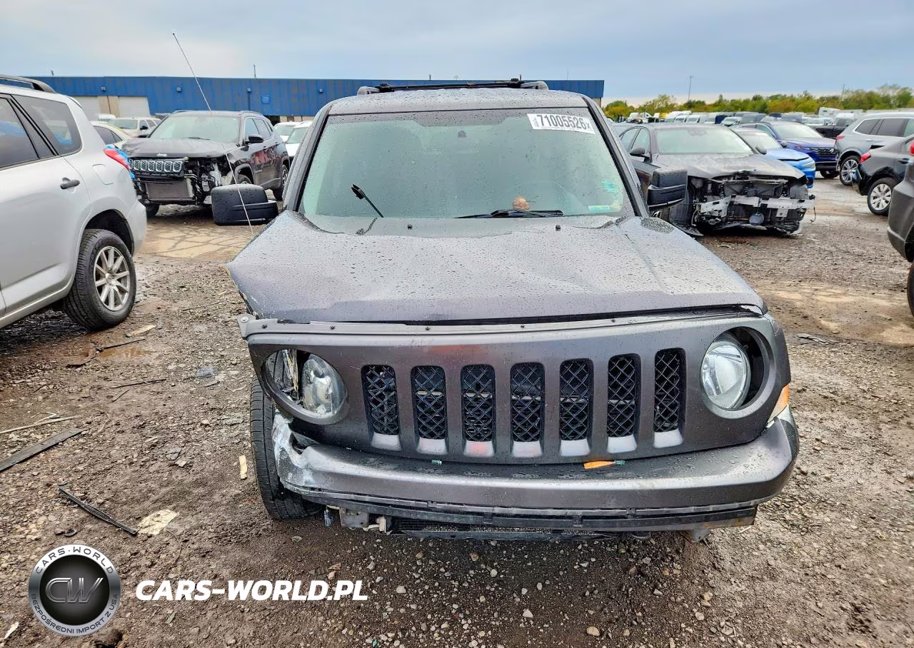 2015 Jeep Patriot Latitude VIN:1C4NJPFB9FD273962 - 5