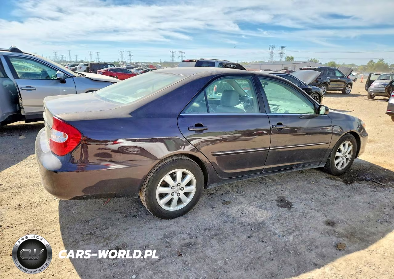 2002 Toyota Camry Xle V6 VIN:4T1BF30K72U513361 - 3