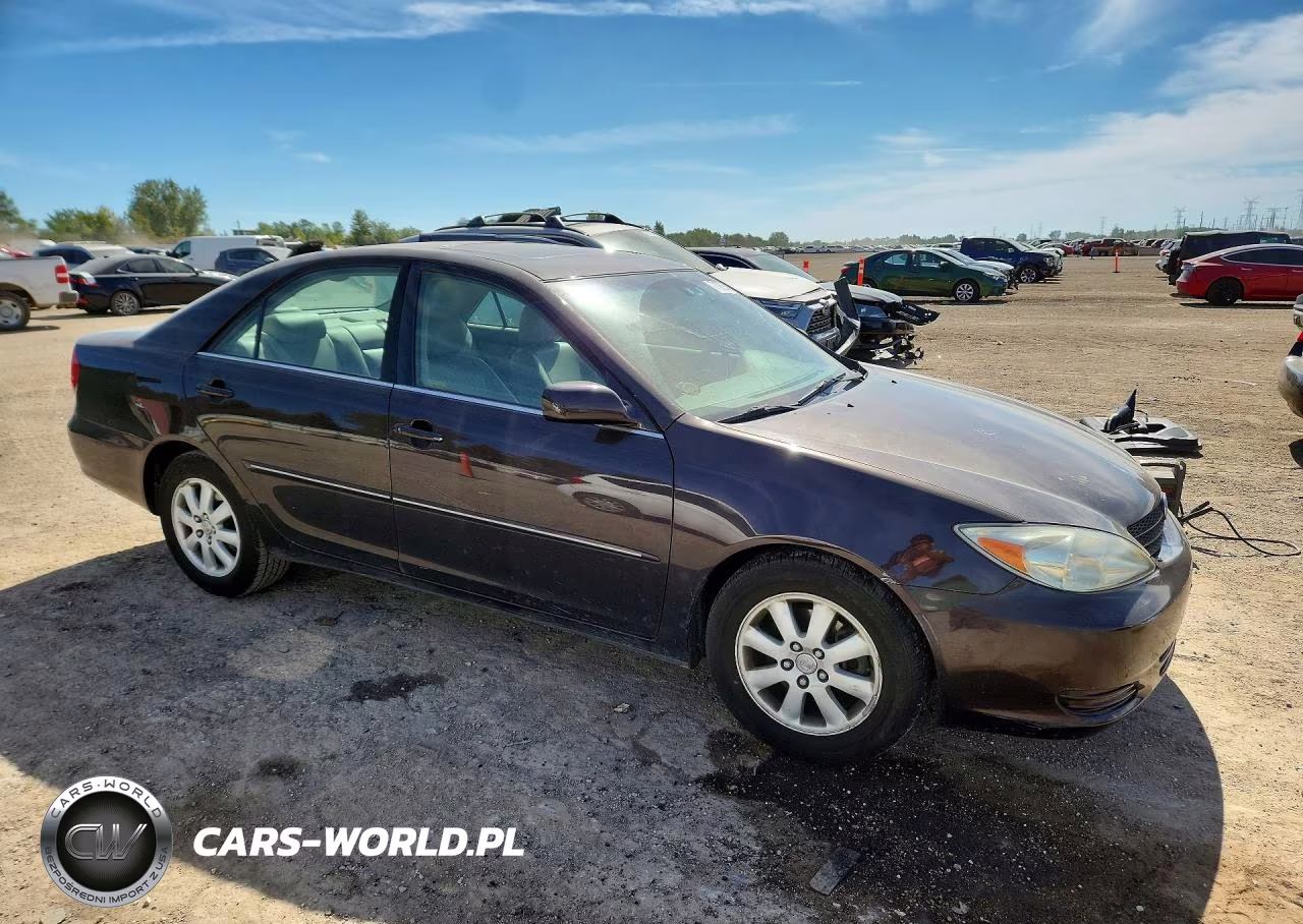 2002 Toyota Camry Xle V6 VIN:4T1BF30K72U513361 - 4