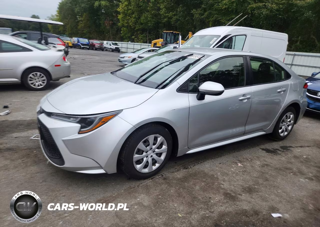 2022 Toyota Corolla Le – zdjęcie 1 z 13