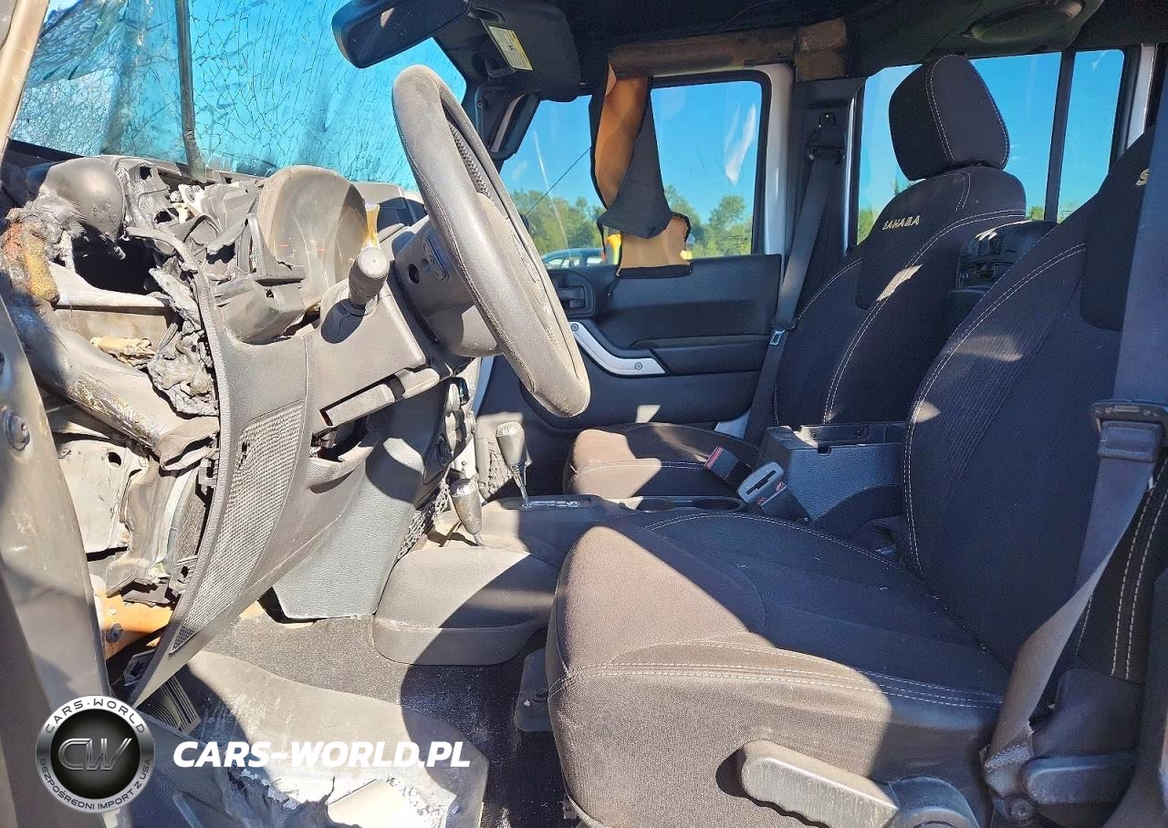 2014 Jeep Wrangler Unlimited Sahara VIN:1C4BJWEG0EL233817 - 7