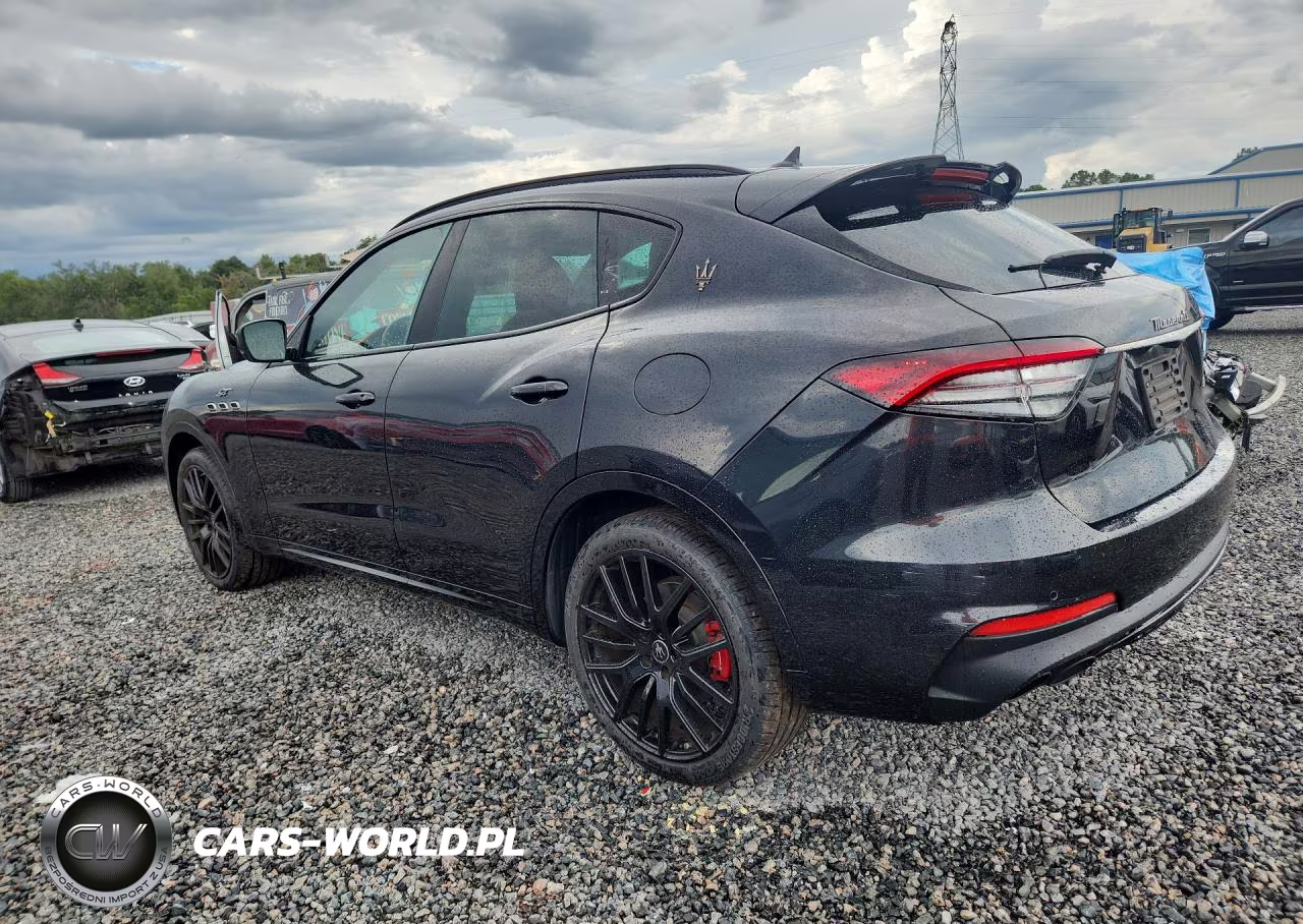 2022 Maserati Levante Base VIN:ZN661XUA4NX384719 - 2