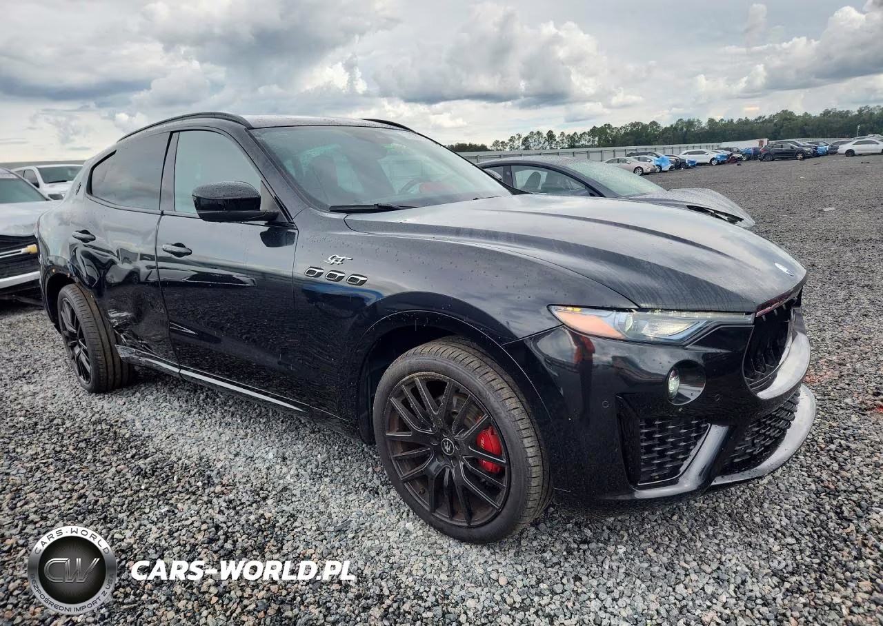 2022 Maserati Levante Base VIN:ZN661XUA4NX384719 - 4