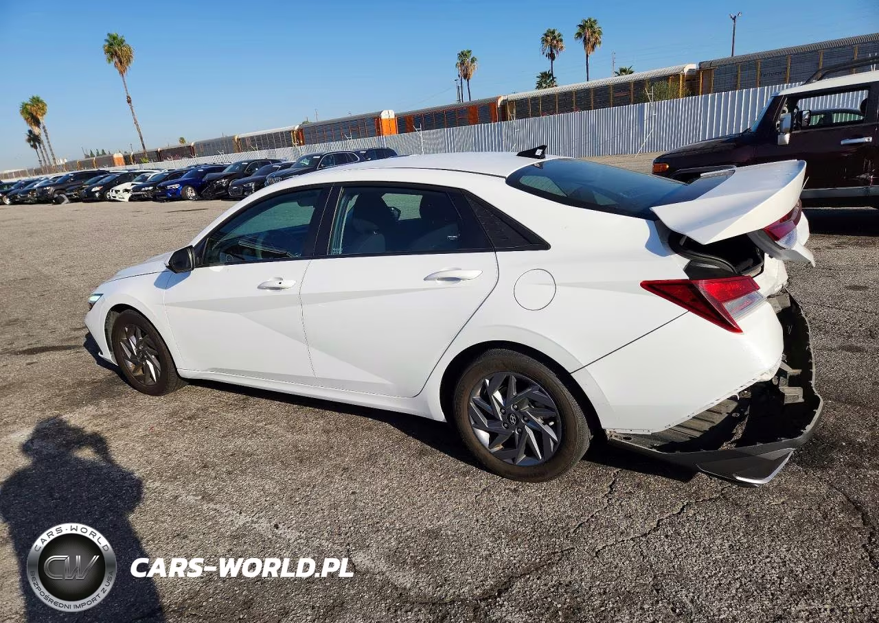 2024 Hyundai Elantra Sel VIN:KMHLM4DG7RU747029 - 2
