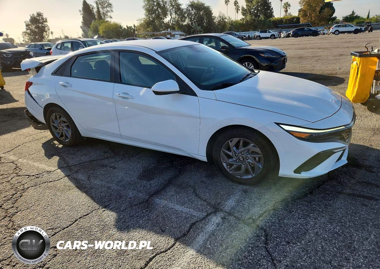 2024 Hyundai Elantra Sel VIN:KMHLM4DG7RU747029 - 4
