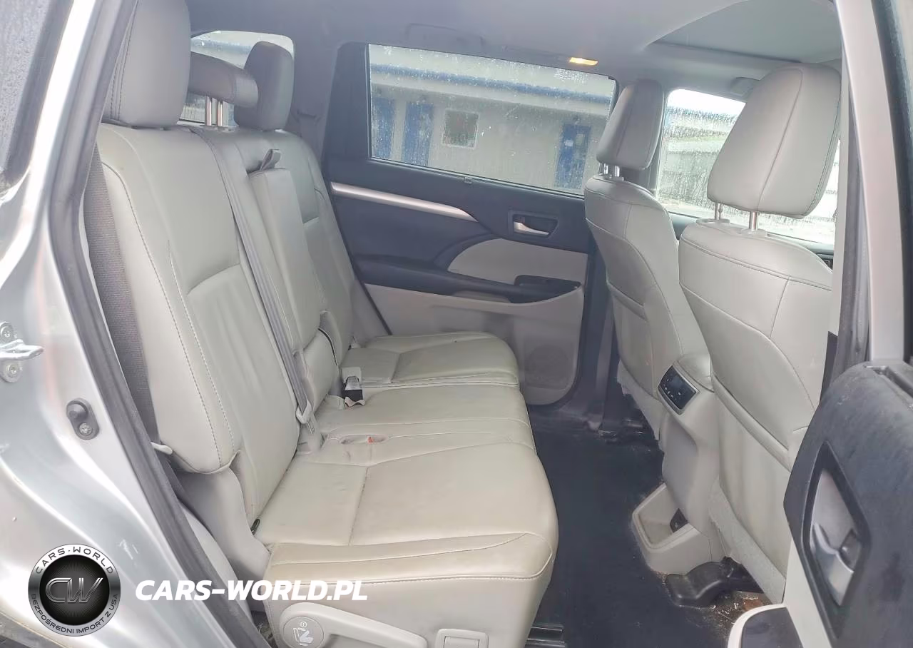 2018 Toyota Highlander Xle VIN:5TDJZRFHXJS499545 - 10