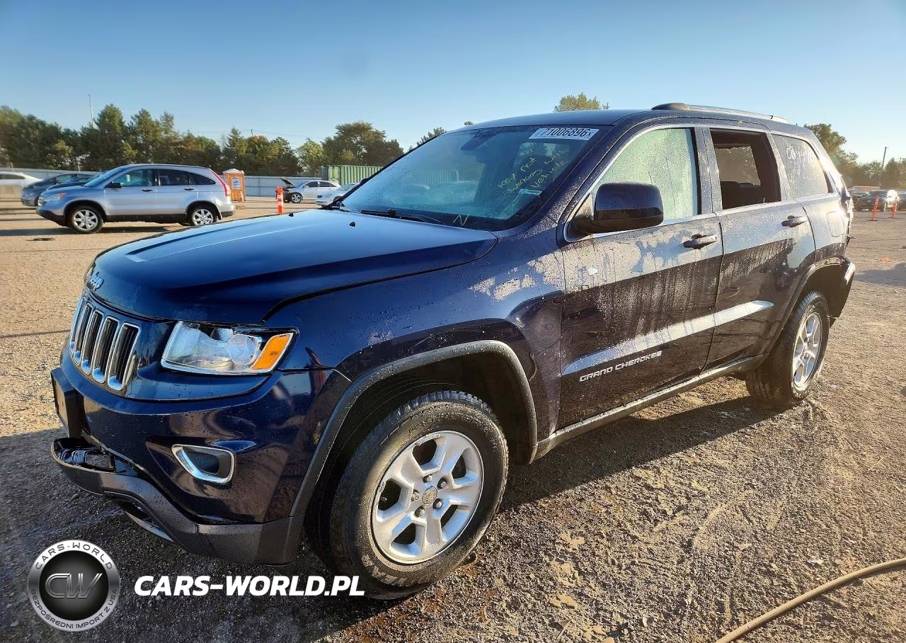 2015 Jeep Grand Cherokee Laredo VIN:1C4RJFAG4FC827865 - 1