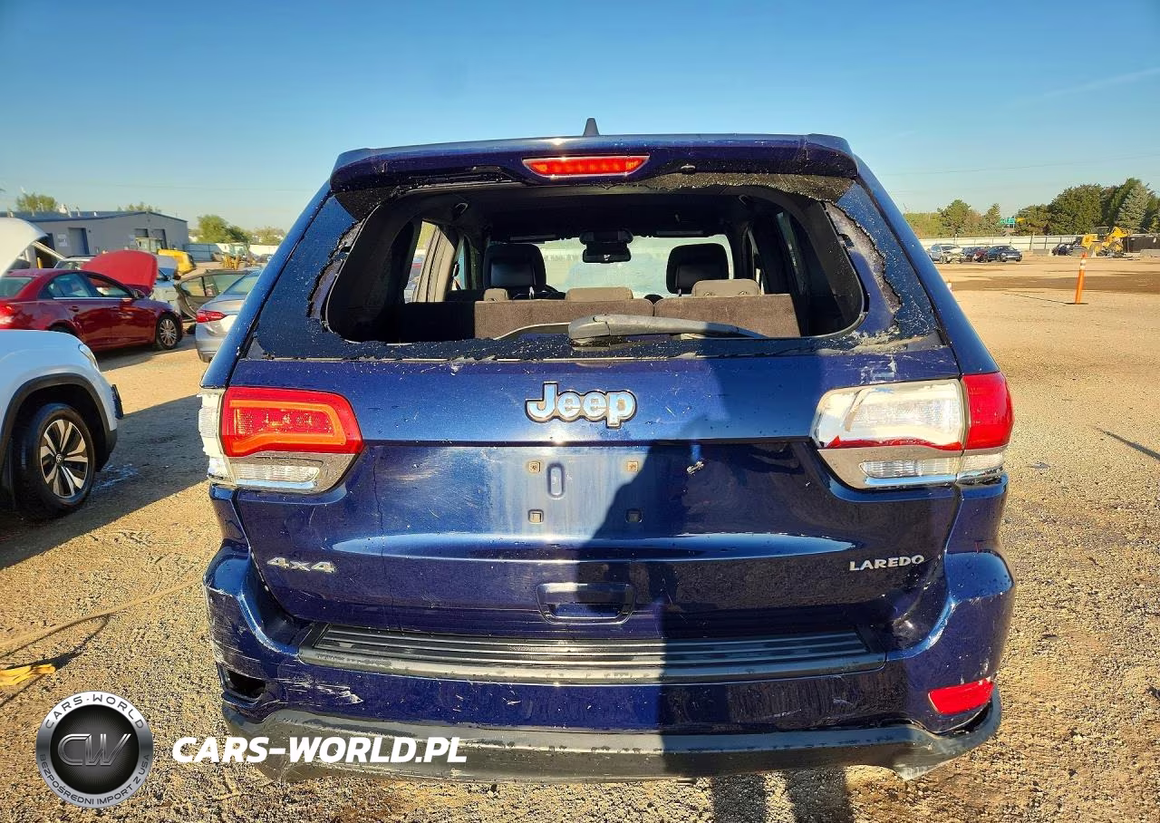 2015 Jeep Grand Cherokee Laredo VIN:1C4RJFAG4FC827865 - 6