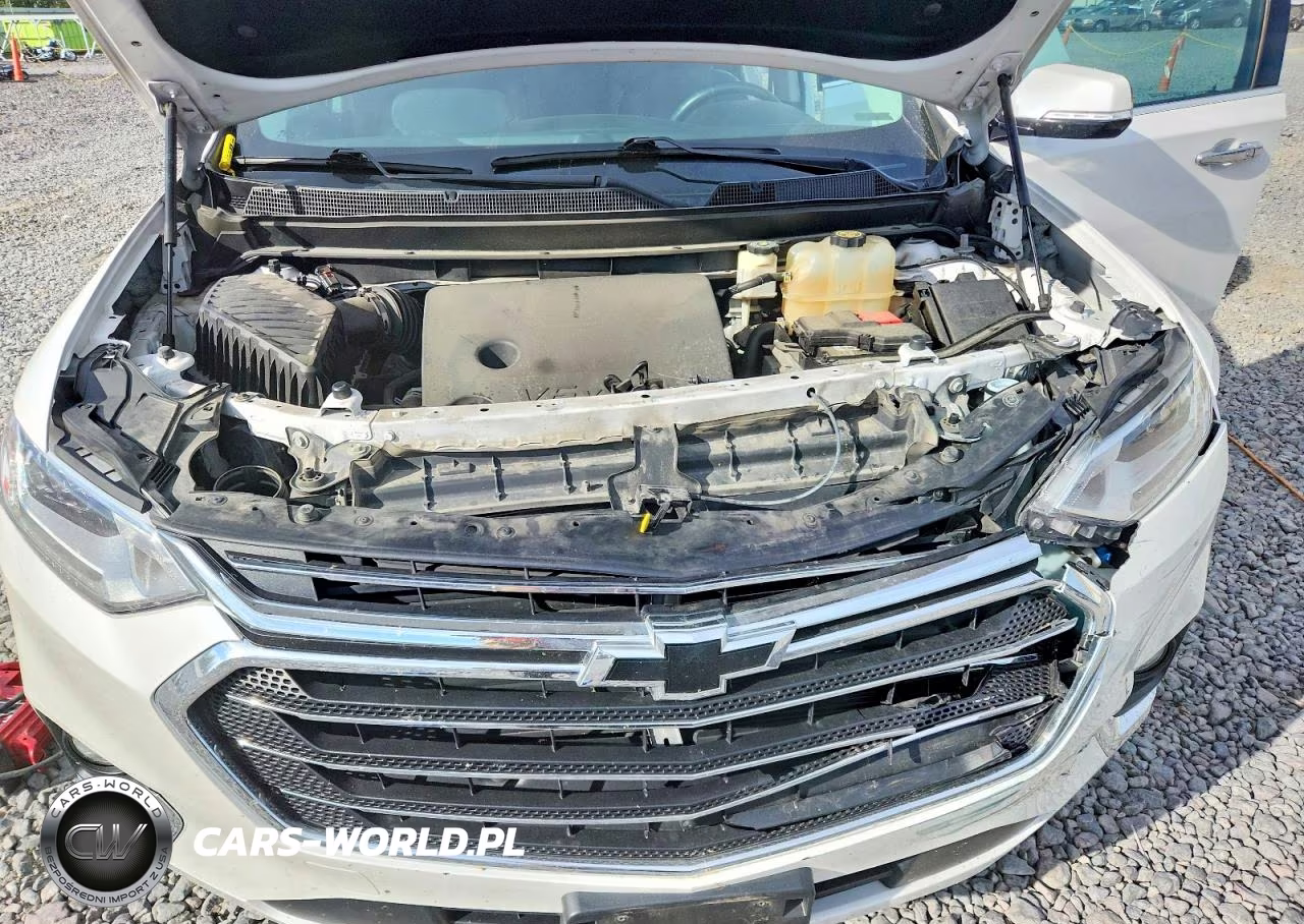 2018 Chevrolet Traverse Premier VIN:1GNERKKW8JJ142933 - 11