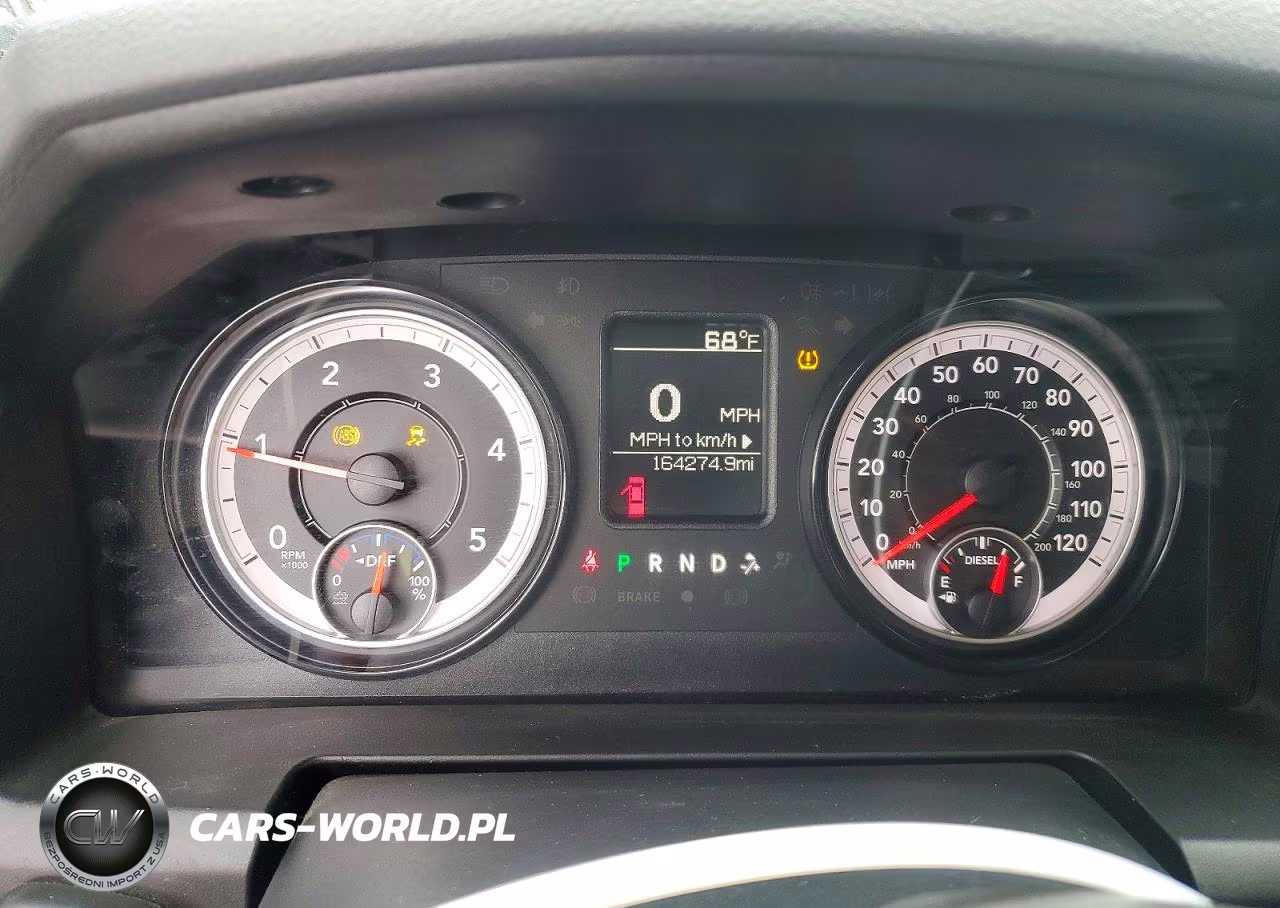 2018 Ram 1500 St VIN:1C6RR7SM7JS231674 - 9