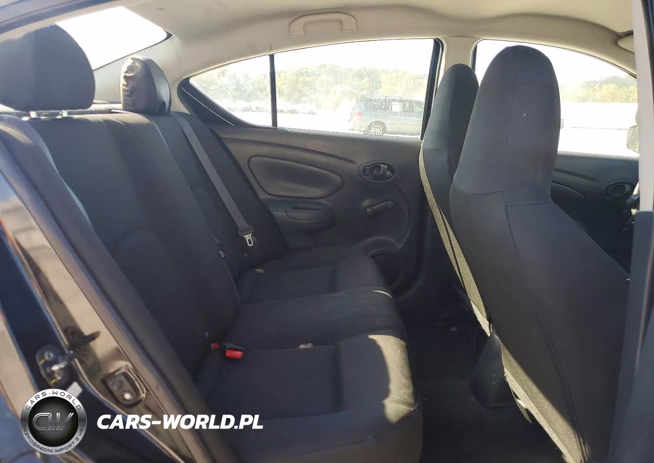 2016 Nissan Versa 1.6 S Plus VIN:3N1CN7AP1GL846592 - 10