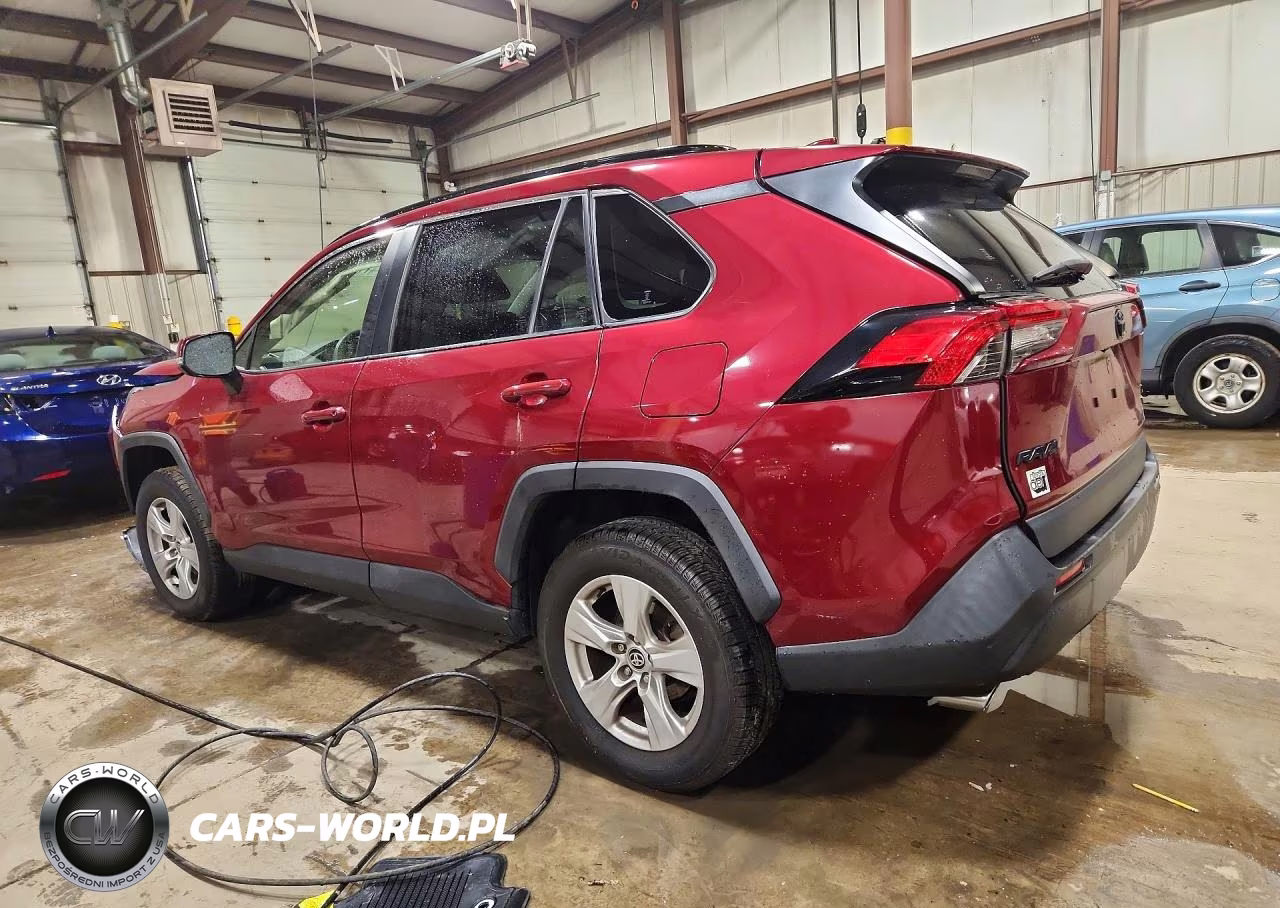 2020 Toyota Rav4 Xle VIN:JTMP1RFV6LD053303 - 2