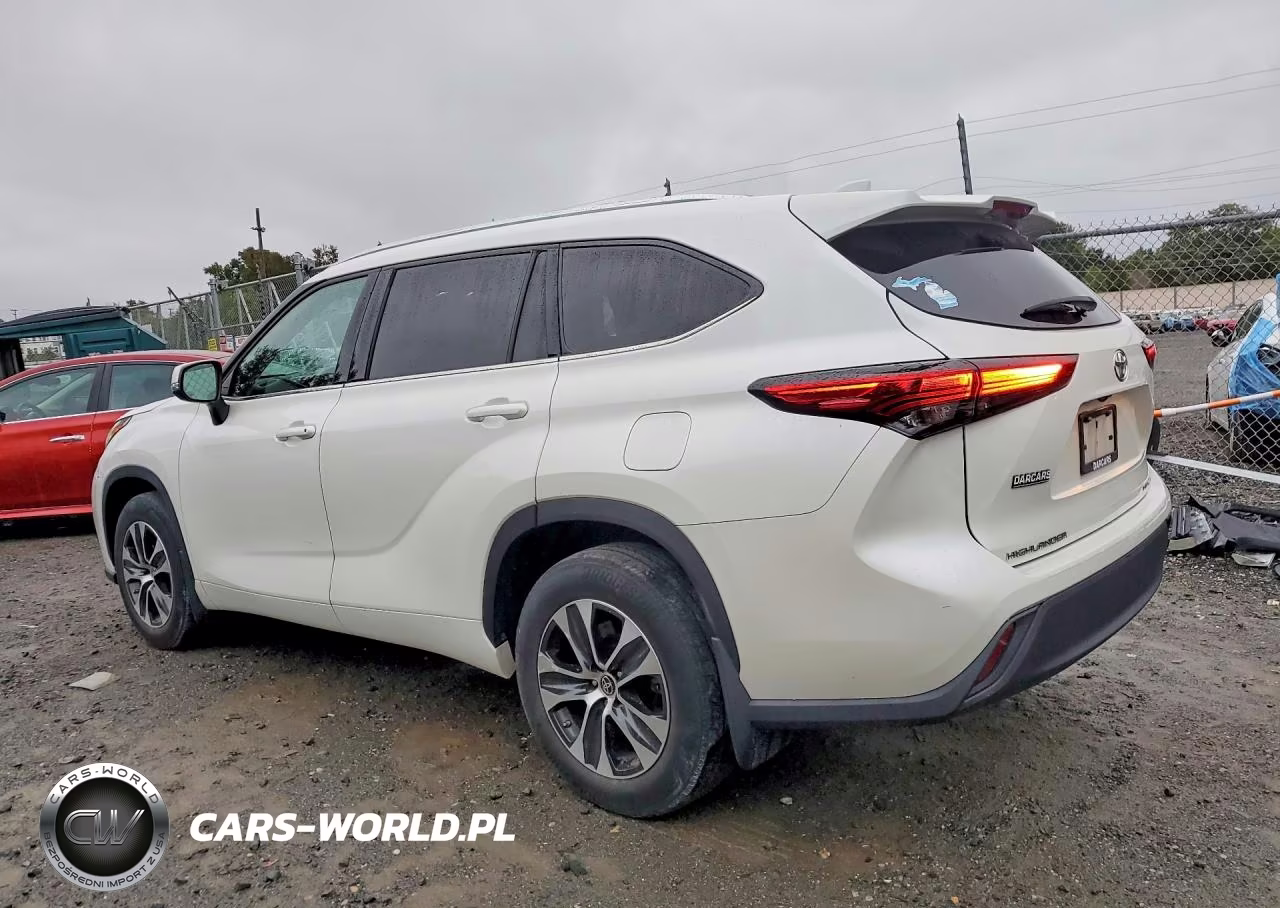 2021 Toyota Highlander Xle VIN:5TDGZRBH6MS122957 - 2