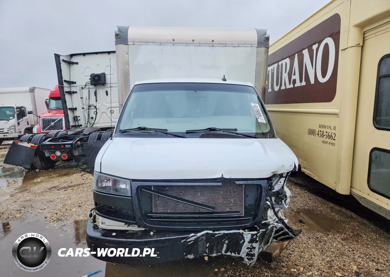 2023 GMC Savana Box Truck VIN:7GZ37TC77PN008261 - 5