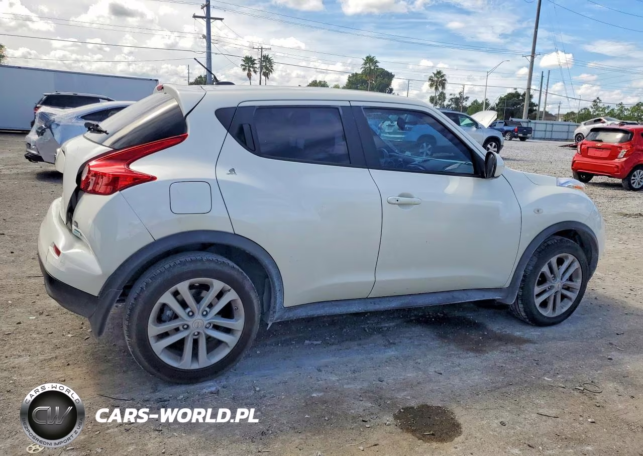 2014 Nissan Juke Sl VIN:JN8AF5MRXET361142 - 3