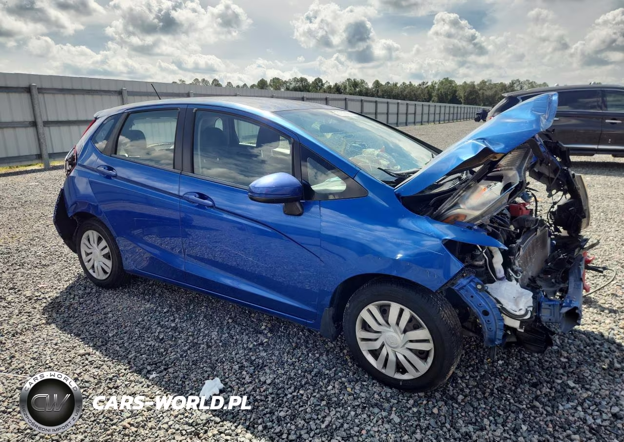 2016 Honda Fit Lx VIN:JHMGK5H53GS011786 - 4