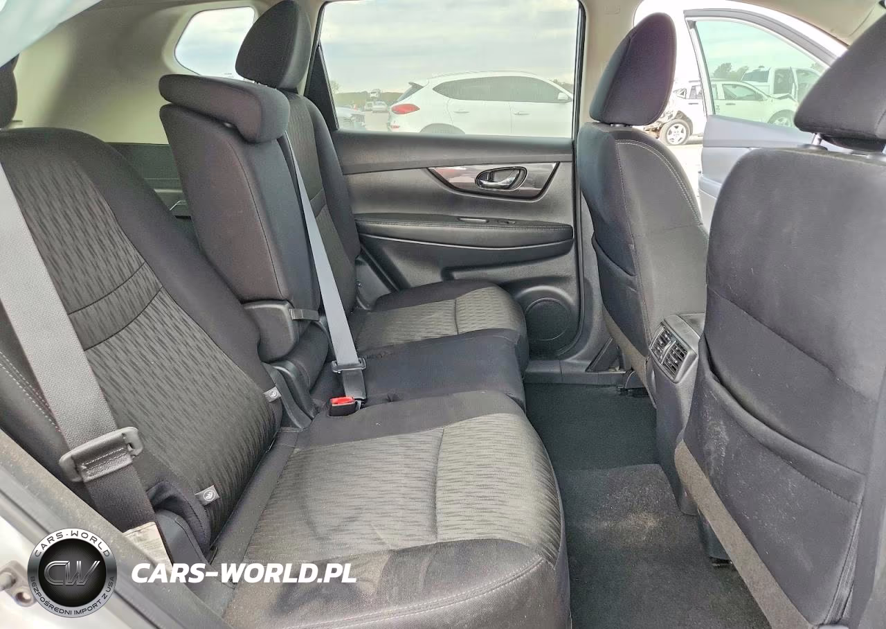 2019 Nissan Rogue S VIN:5N1AT2MT9KC826208 - 11