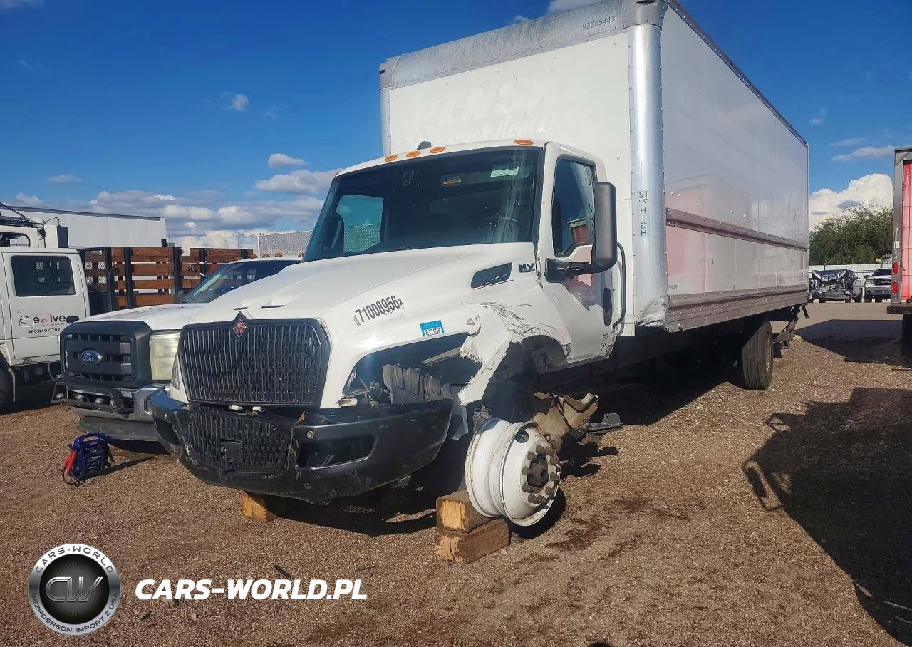 2024 International Mv607 Box Truck