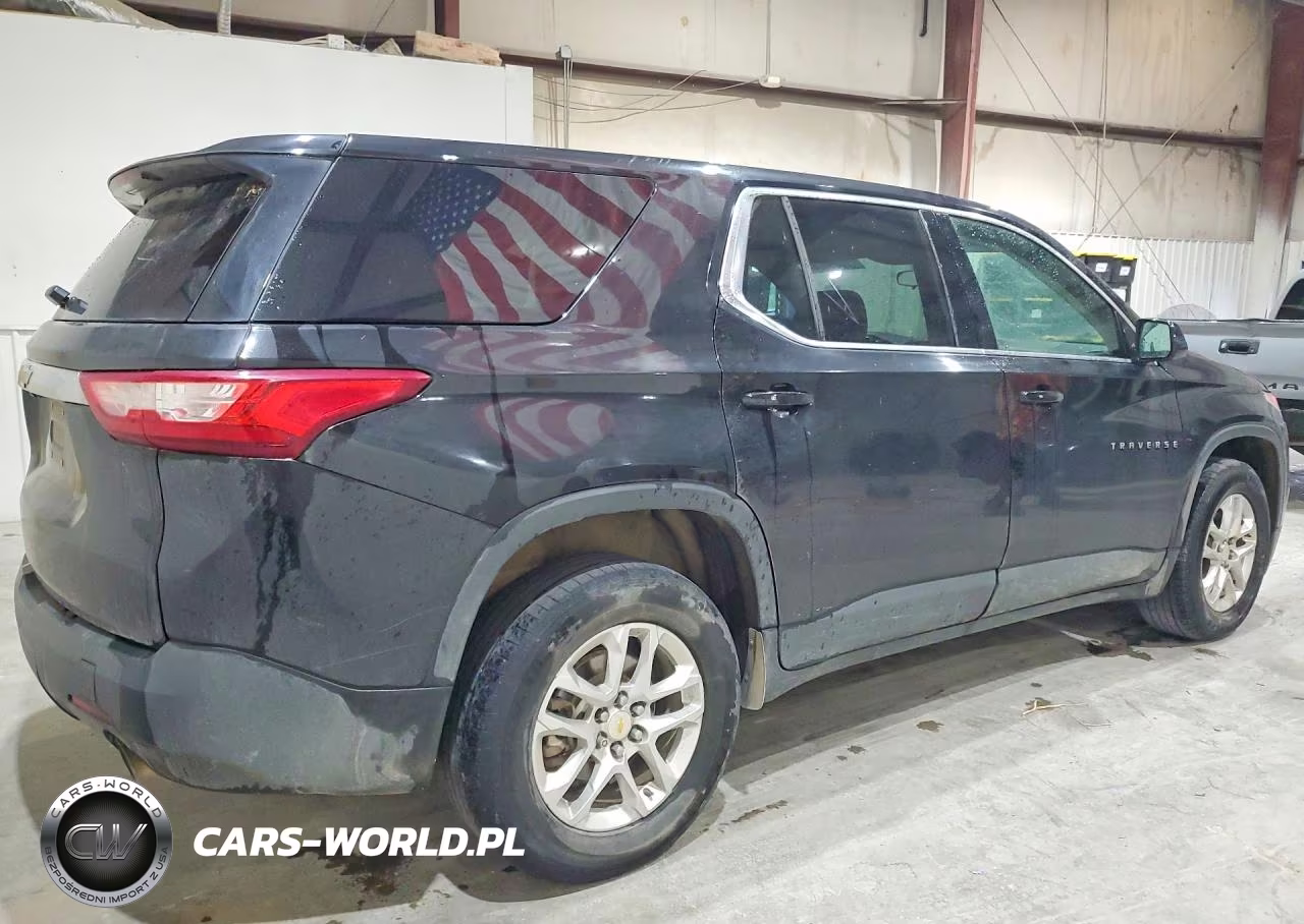 2020 Chevrolet Traverse Ls VIN:1GNERFKW3LJ130361 - 3