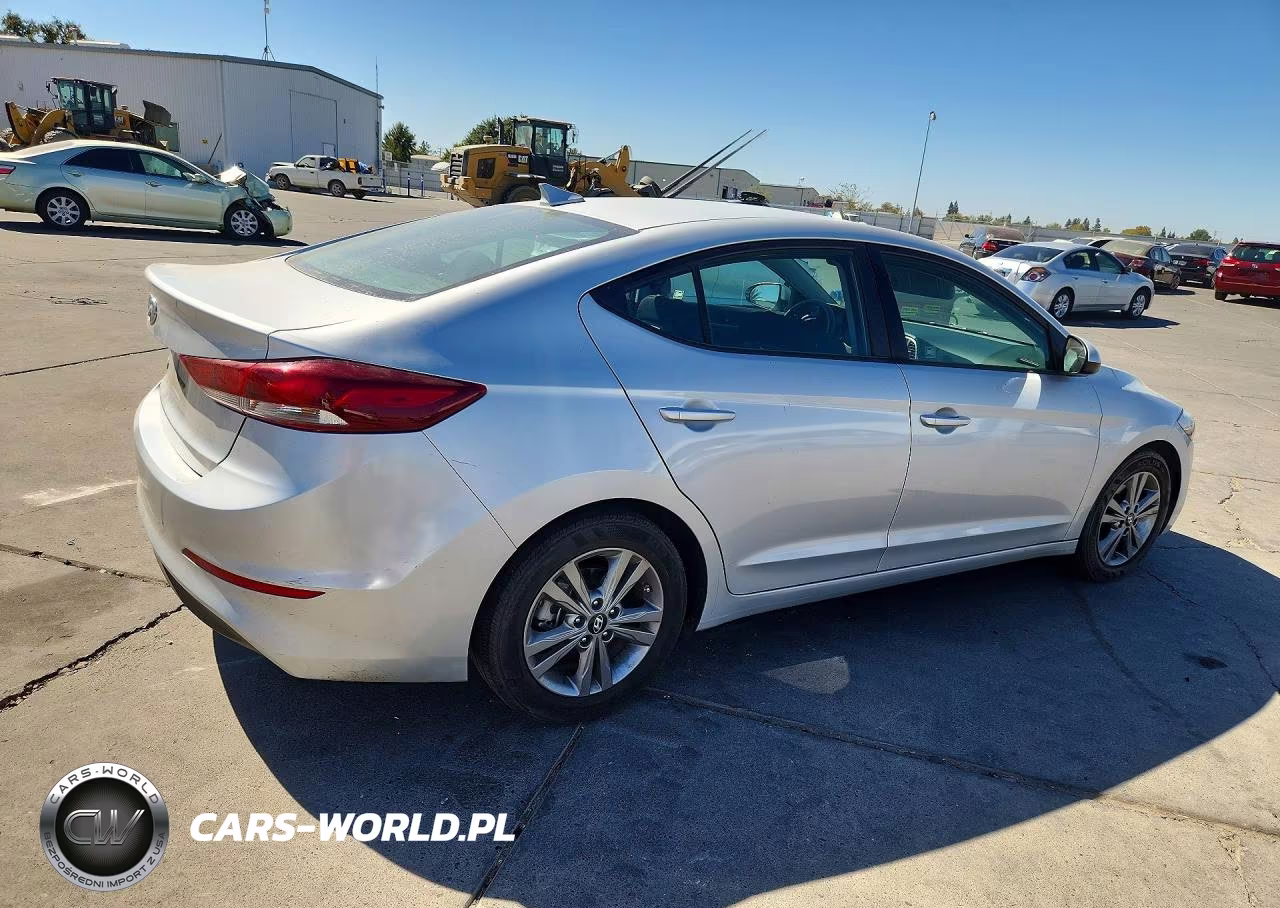 2018 Hyundai Elantra Sel VIN:KMHD84LF2JU708760 - 3