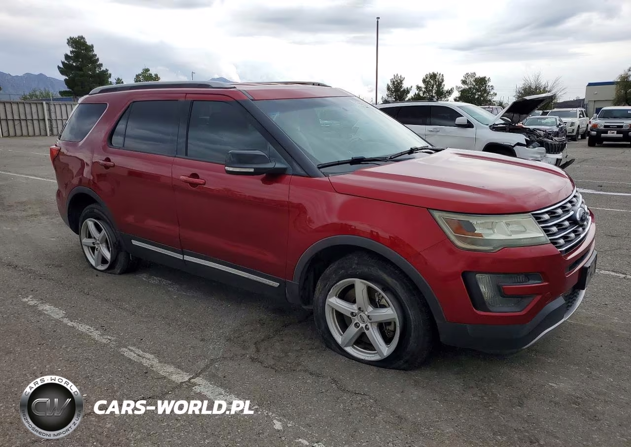 2016 Ford Explorer Xlt VIN:1FM5K8DH8GGA62113 - 4
