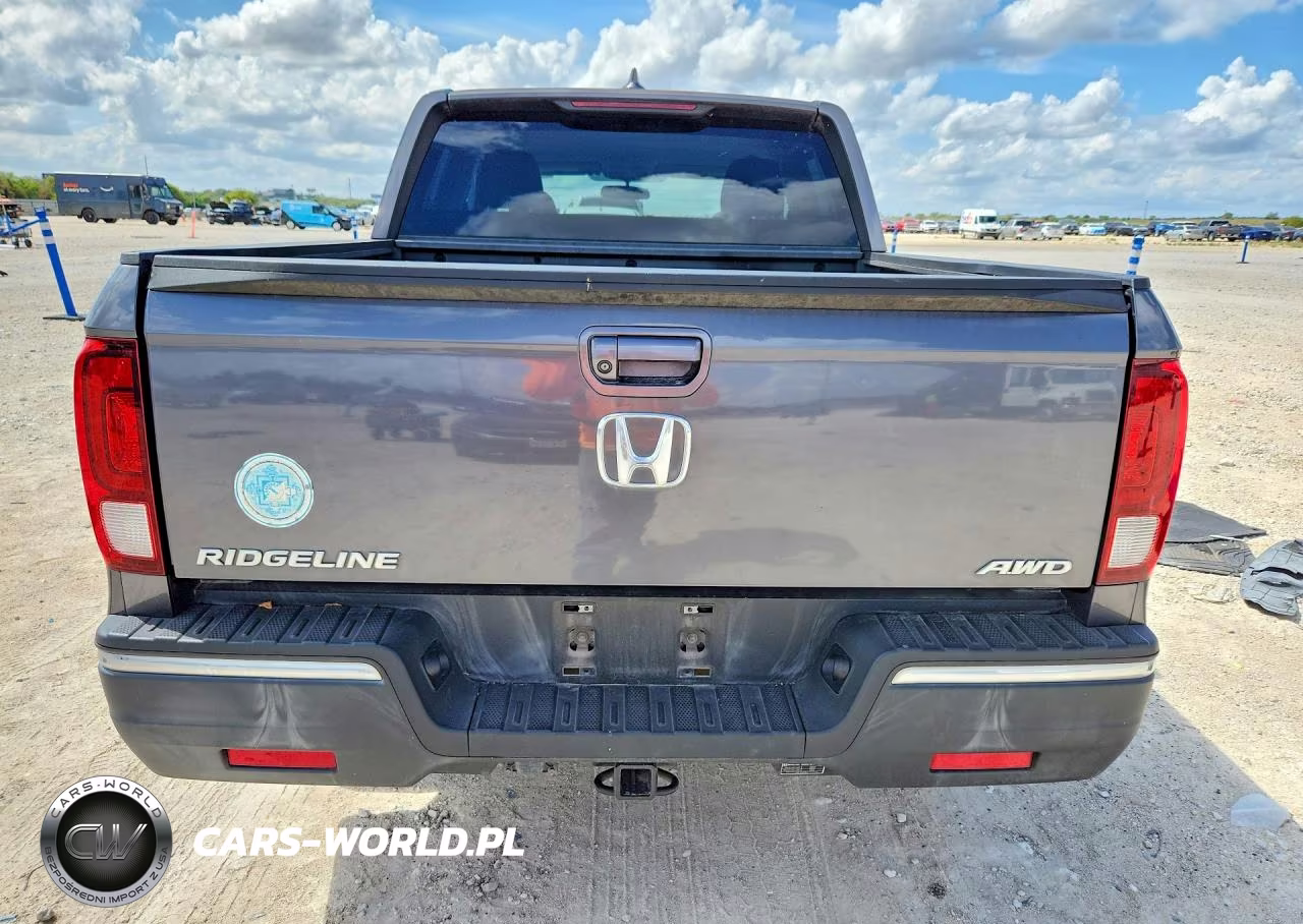 2017 Honda Ridgeline Rtl VIN:5FPYK3F57HB033437 - 6