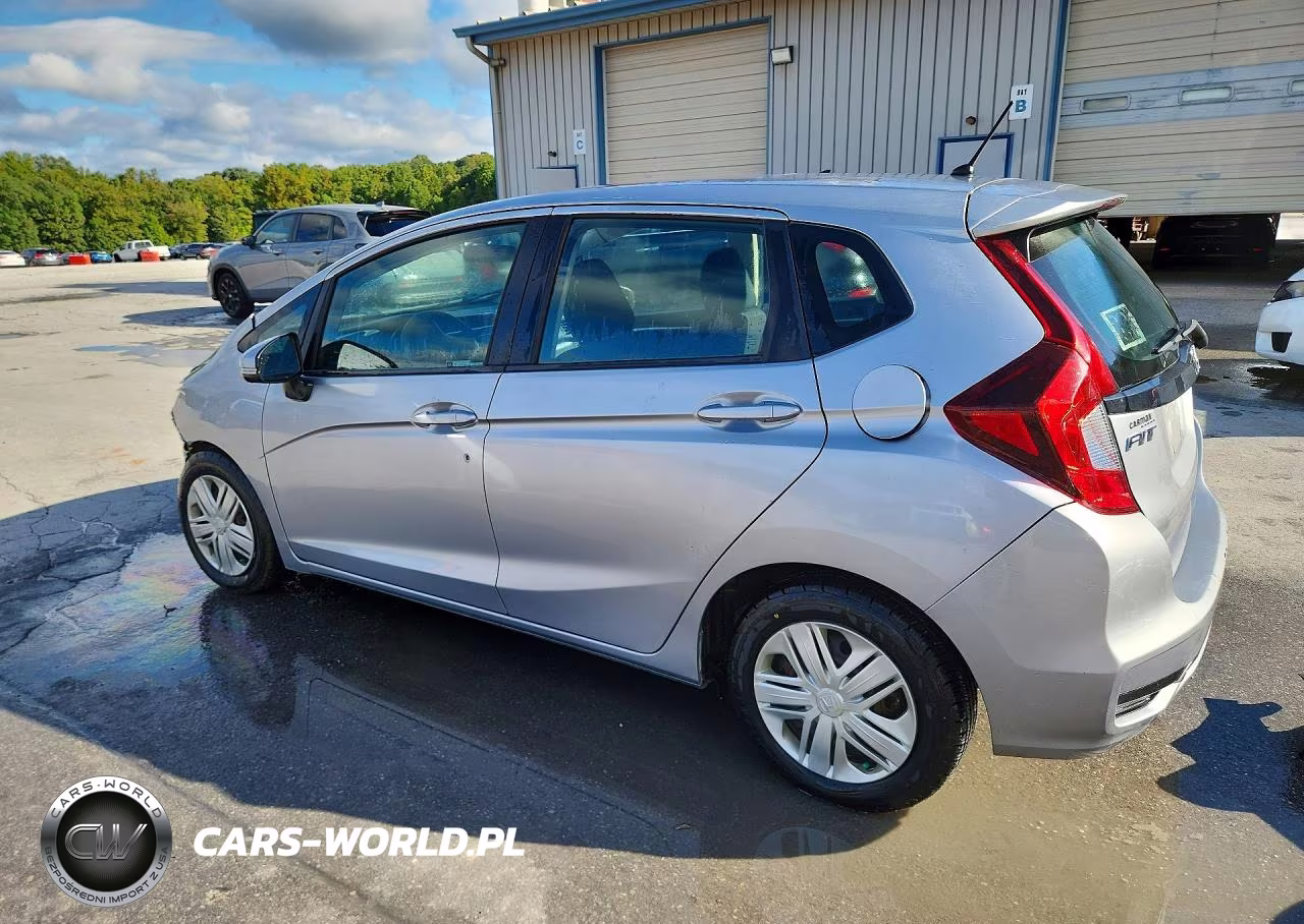 2018 Honda Fit Lx VIN:3HGGK5H49JM730891 - 2