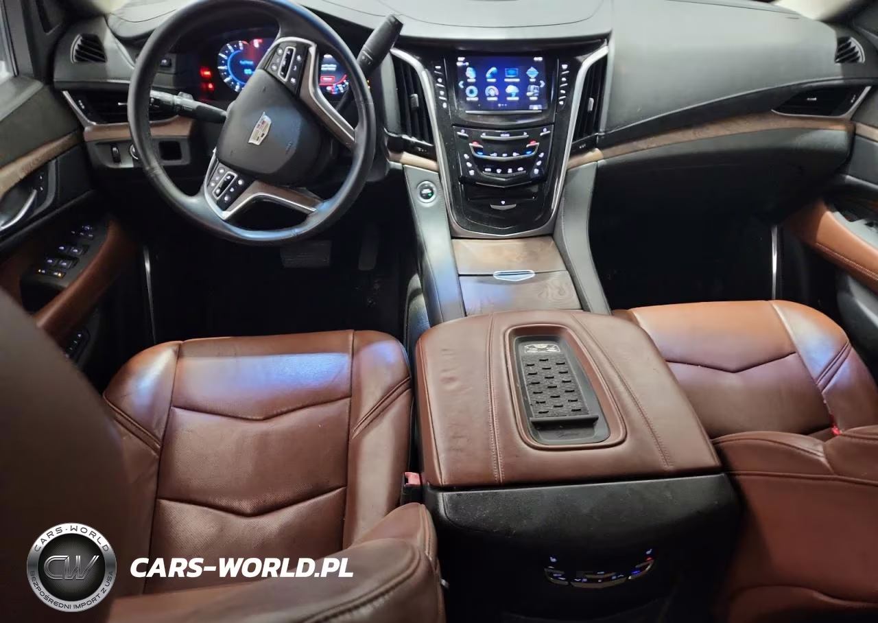2017 Cadillac Escalade Luxury VIN:1GYS3BKJ7HR304476 - 8