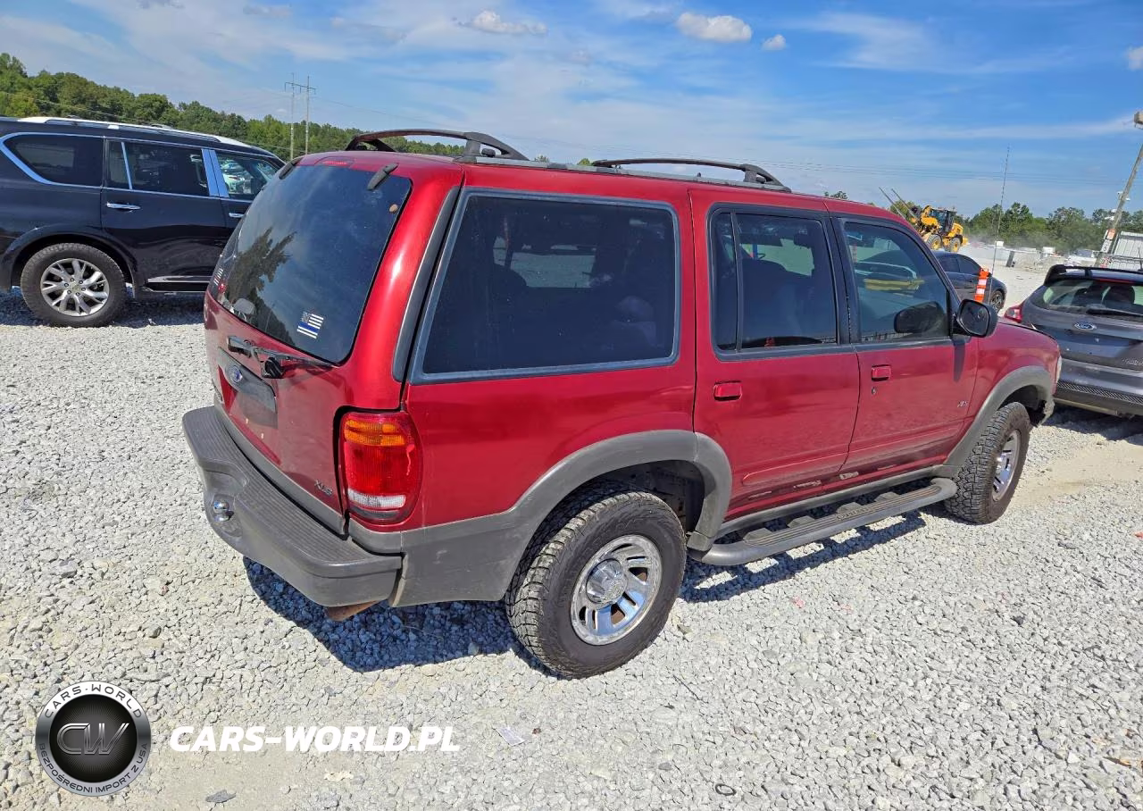2000 Ford Explorer Xls VIN:1FMZU62X8YZC10860 - 3