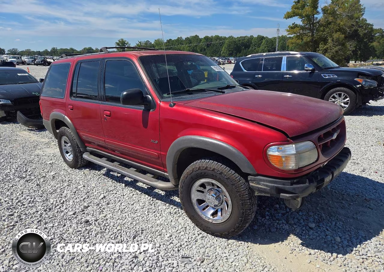 2000 Ford Explorer Xls VIN:1FMZU62X8YZC10860 - 4