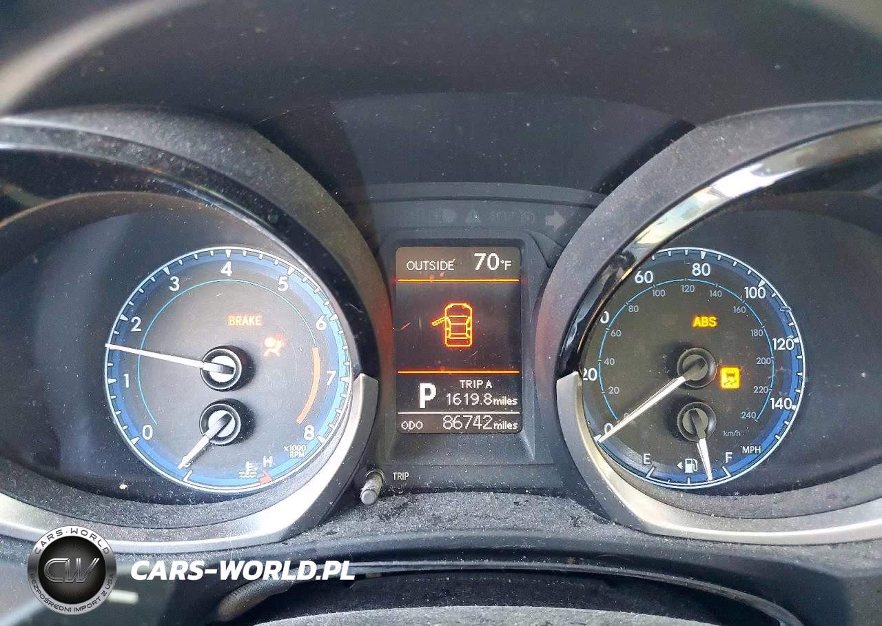 2015 Toyota Corolla S Plus VIN:2T1BURHE7FC390014 - 9