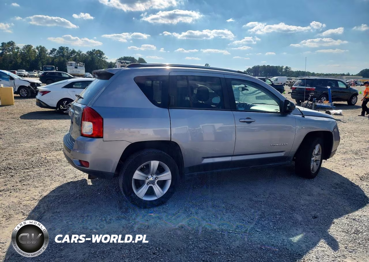 2014 Jeep Compass Sport VIN:1C4NJCBB4ED893891 - 3