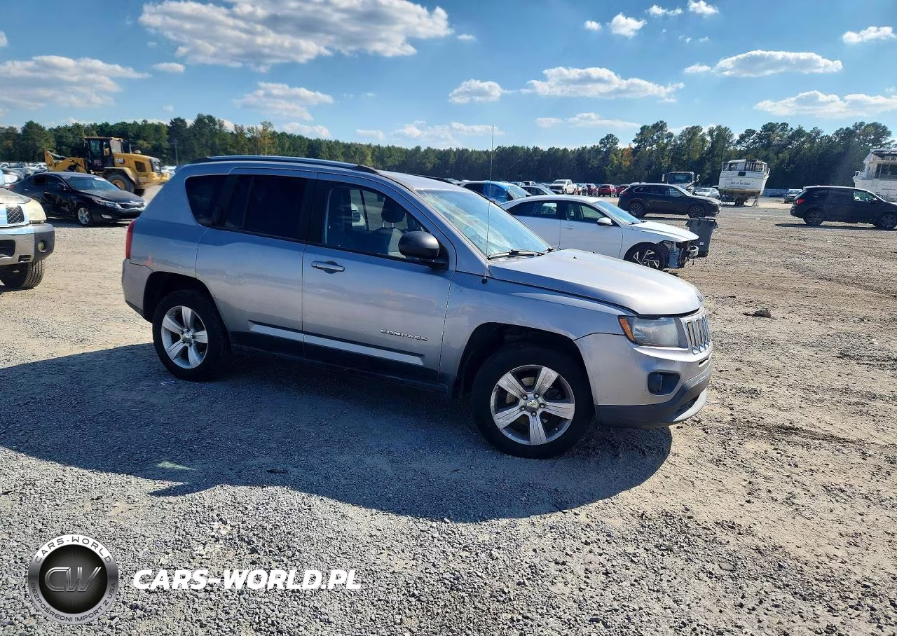 2014 Jeep Compass Sport VIN:1C4NJCBB4ED893891 - 4