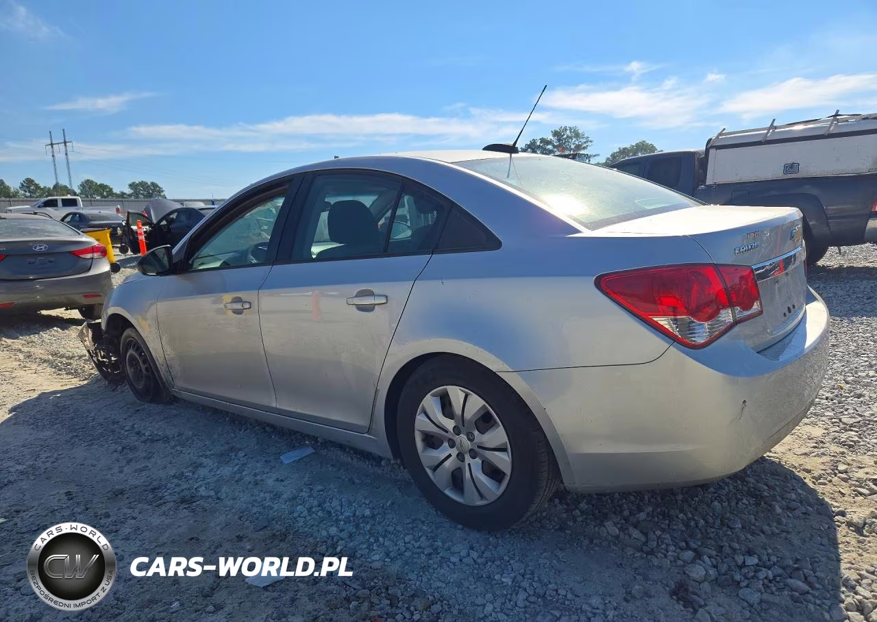 2015 Chevrolet Cruze Ls VIN:1G1PA5SH5F7295679 - 2
