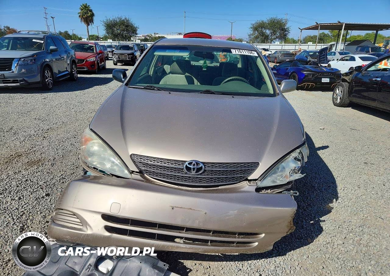 2003 Toyota Camry Le VIN:JTDBE32K430142849 - 6