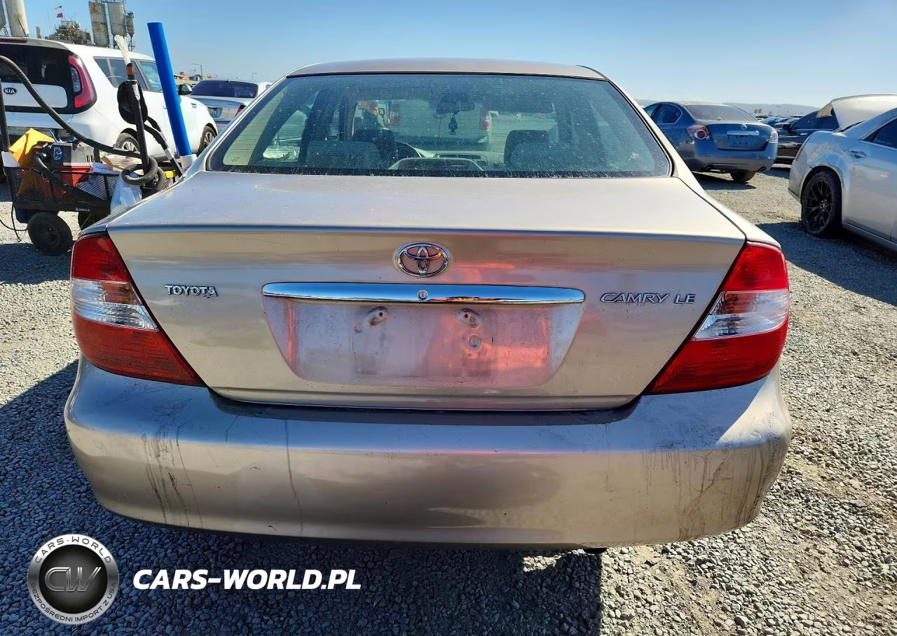 2003 Toyota Camry Le VIN:JTDBE32K430142849 - 7
