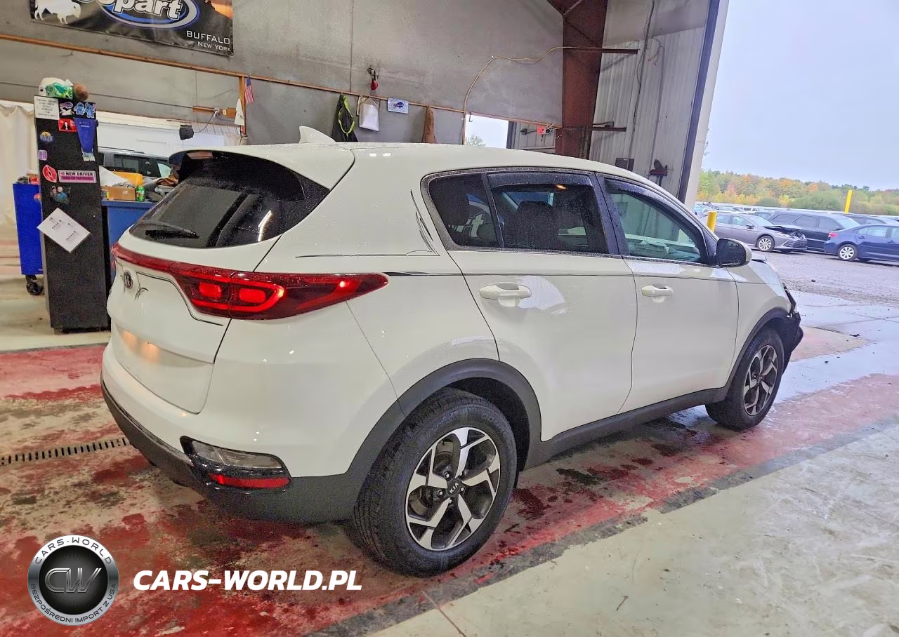 2020 Kia Sportage Lx VIN:KNDPM3AC7L7631935 - 3